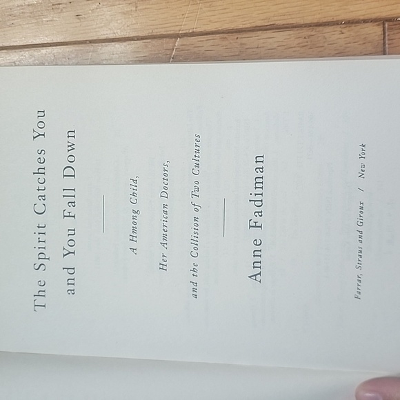 The Spirit Catches You and You Fall Down - Picture 2 of 5